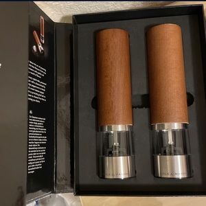Brand new Cole & Mason Salt and Pepper Grinder